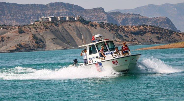 Siirt Ilısu Baraj Göleti’nde yük ve yolcu tekne denetimleri