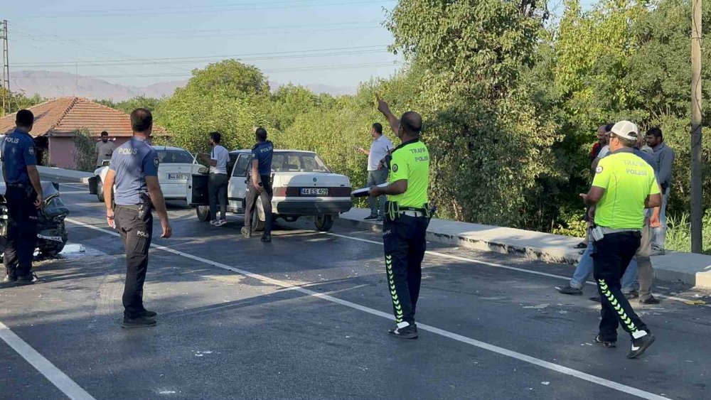 Malatya’da zincirleme trafik kazası: 3 kişi yaralandı