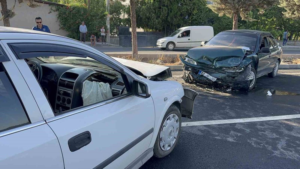 Malatya’da zincirleme trafik kazası: 3 kişi yaralandı