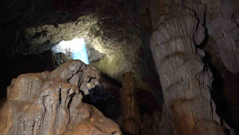 Adıyaman’da heyecanlandıran yeni mağara keşifi