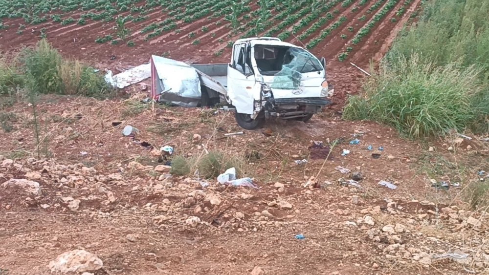 Gaziantep'te tarım işçilerini taşıyan kamyonet şarampole uçtu: 1 ölü, 22 yaralı