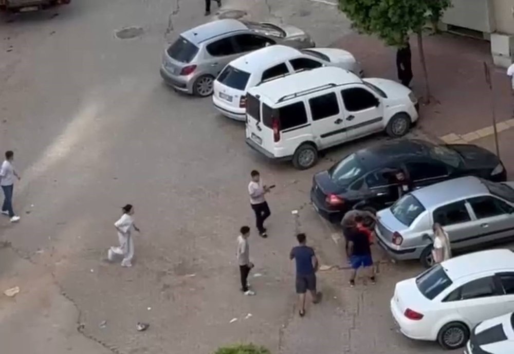 Gaziantep'te kavgayı ayırmak isterken öldürülen şahsın son anları kamerada