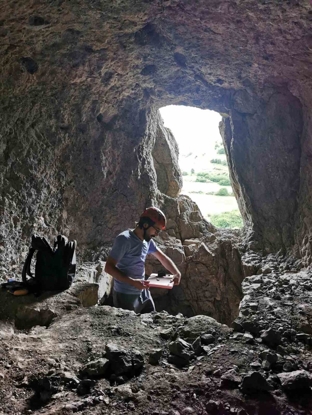 Ardahan’da mağaralar keşfediliyor