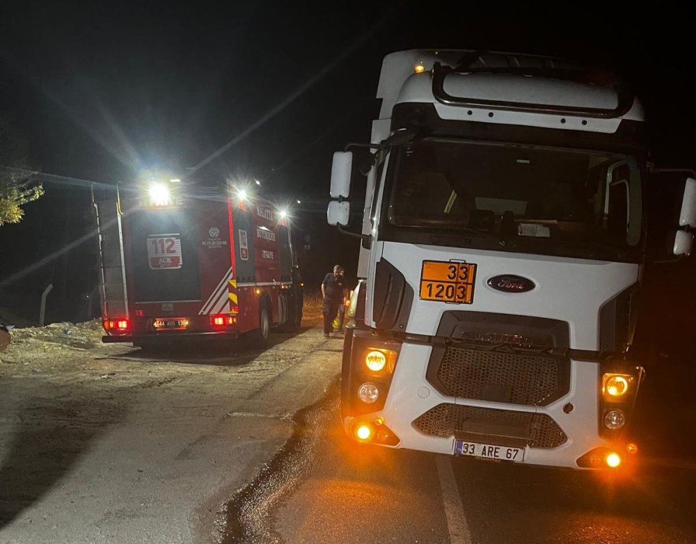 Malatya’da seyir halindeki iki araçta yandı