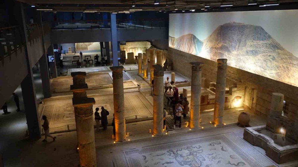 Zeugma Mozaik Müzesi, festival için Gaziantep’e gelenler tarafından yoğun ilgi görüyor