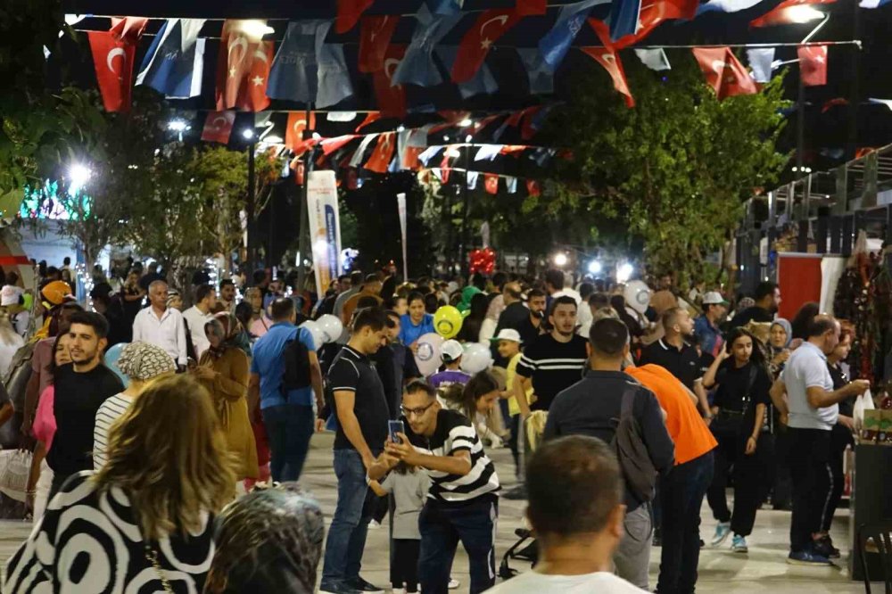 GastroAntep Kültür Yolu Festivali’nde ziyaretçi yoğunluğu