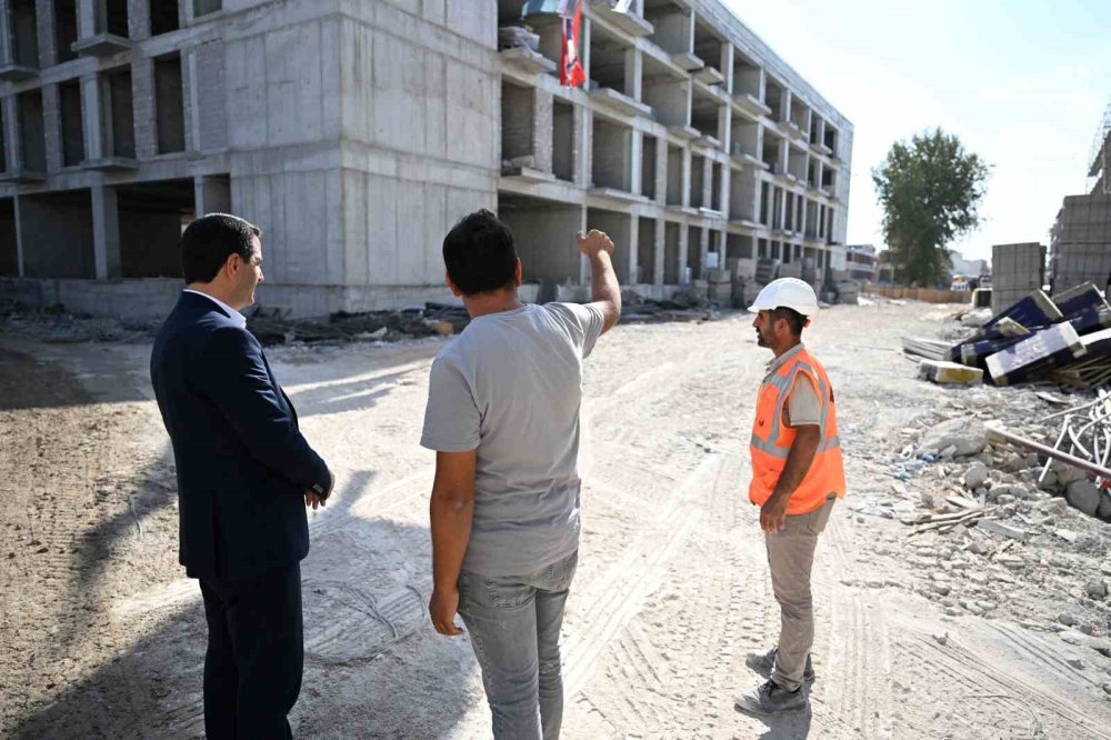 Malatya merkezde felaketin ikinci yılında iş yerleri teslim edilmeye başlanacak