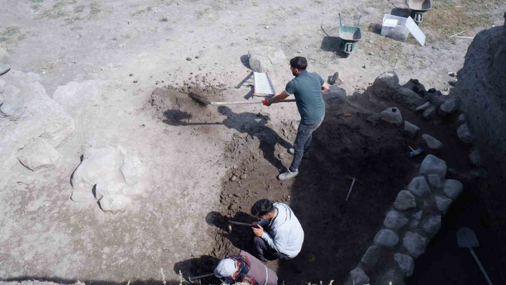 Erzurum’daki arkeolojik kazılarda 6 bin yıl öncesine ait izler ortaya çıkarılıyor