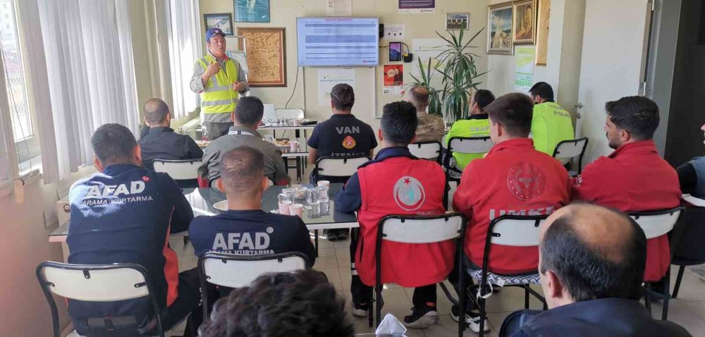 Van’da LPG yangınlarına müdahale tatbikatı düzenlendi