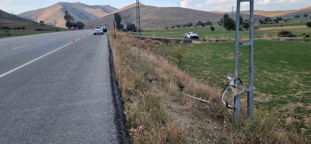 Bitlis’te otomobil takla attı: 5 kişi yaralandı