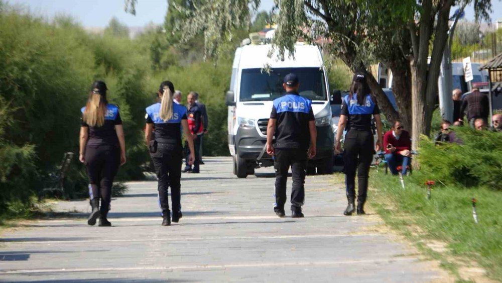 Van'da kaybolan Rojin’in babası: “Kimseyle bir düşmanlığımız yok”