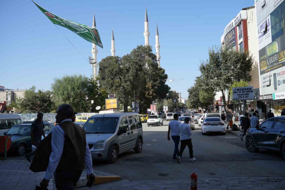 Iğdırlılar Zengezur Koridoru’nun açılmasını  bekliyor