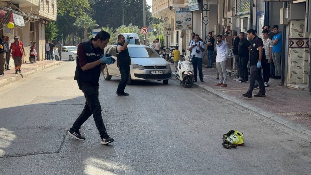 Kilis'te adım adım takip edilen uyuşturucu satıcısı buluşma noktasında suçüstü yakalandı