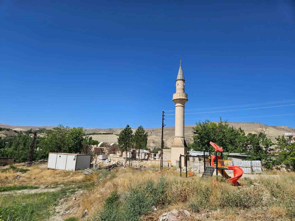 Malatya'da 283 yıllık Yusufpaşa Camii’nin restorasyonu için destek istiyorlar