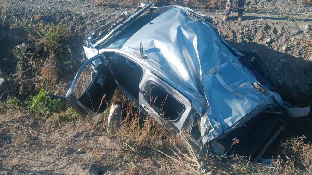 Van’da feci trafik kazası: 2 ölü, 3 yaralı