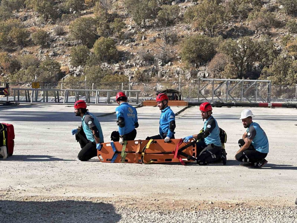 Gabar’daki petrol kuyularında tatbikat