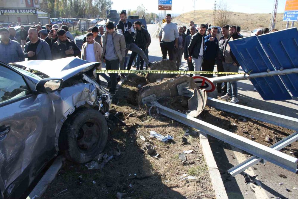 Muş'ta feci trafik kazası: 1 ölü, 1 yaralı