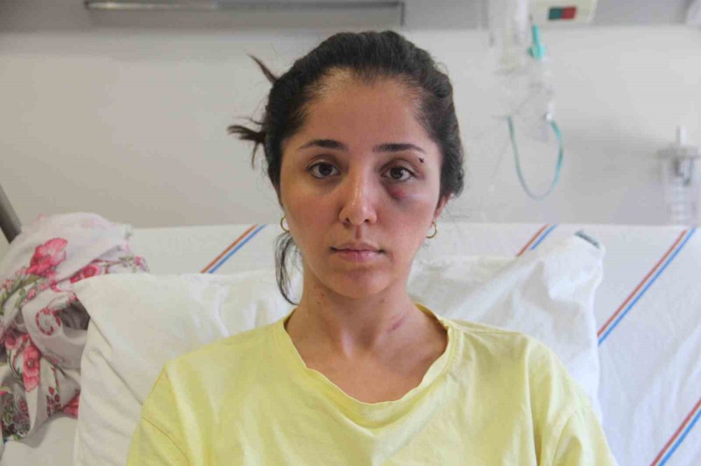 Elazığ'da sevgilisini defalarca bıçaklayan doktor, evinde ölü bulundu