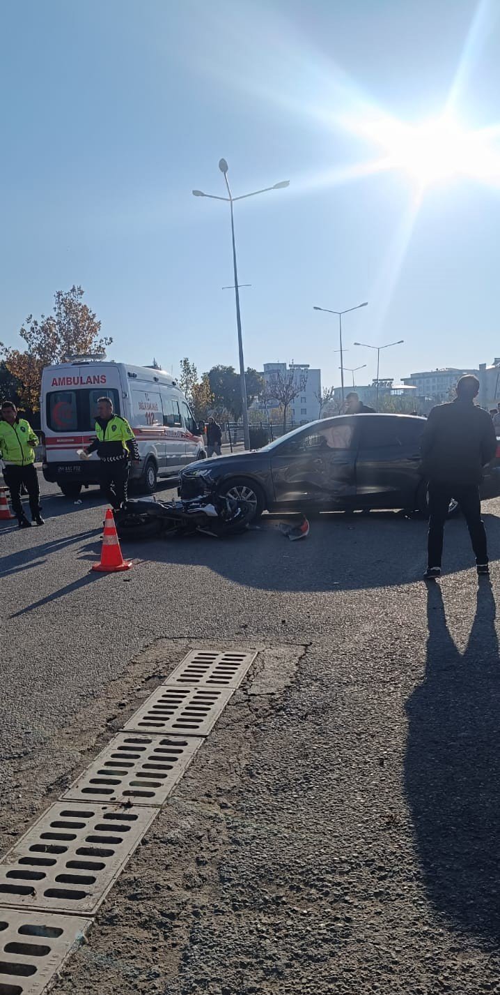 Siirt’te otomobil ile motosiklet çarpıştı: 1 kişi öldü