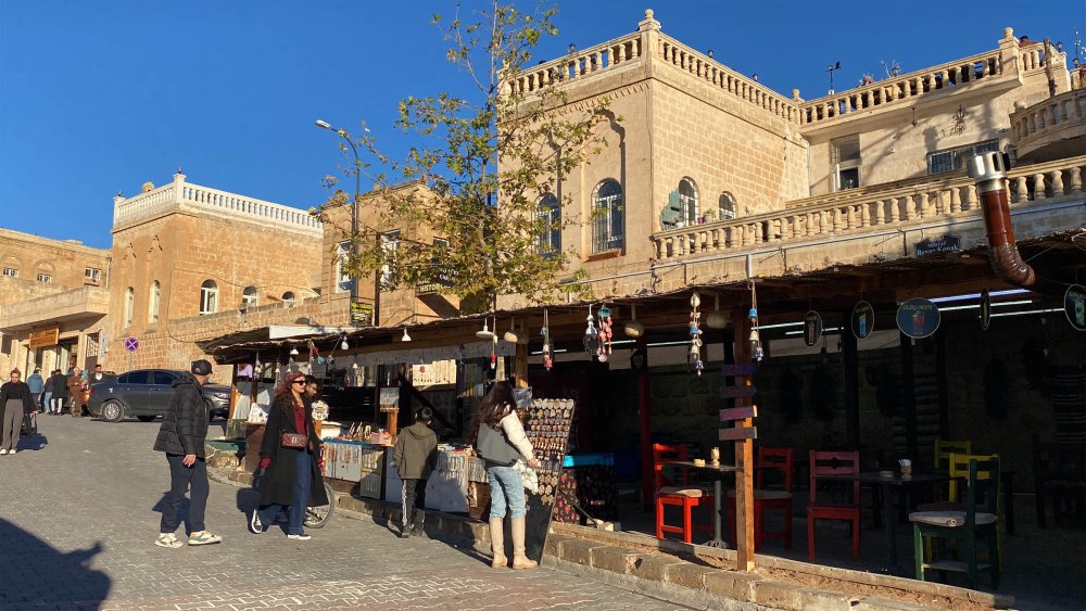 Havaların soğuması Midyat’ın turizmini etkilemedi