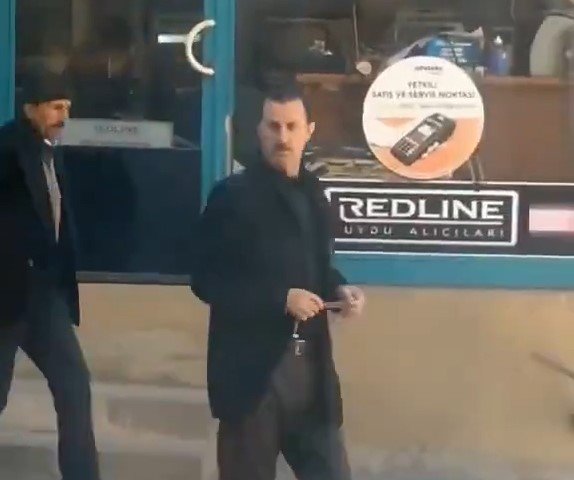 Esad’a benzeyen Diyarbakırlı sosyal medyada gündem oldu
