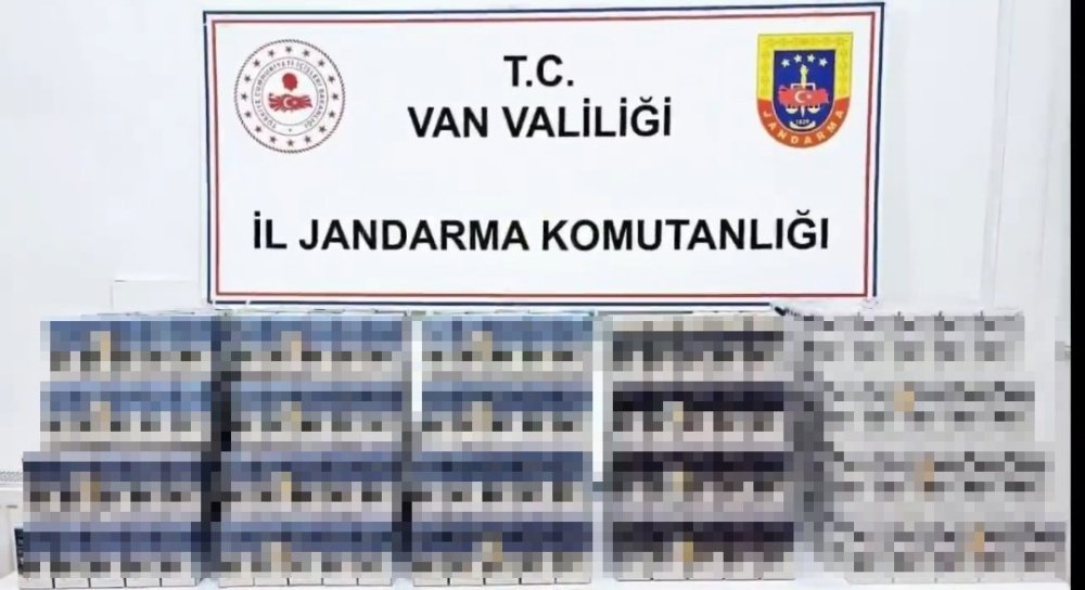 Kayısı çuvalların içerisinde bin 490 paket kaçak sigara yakalandı