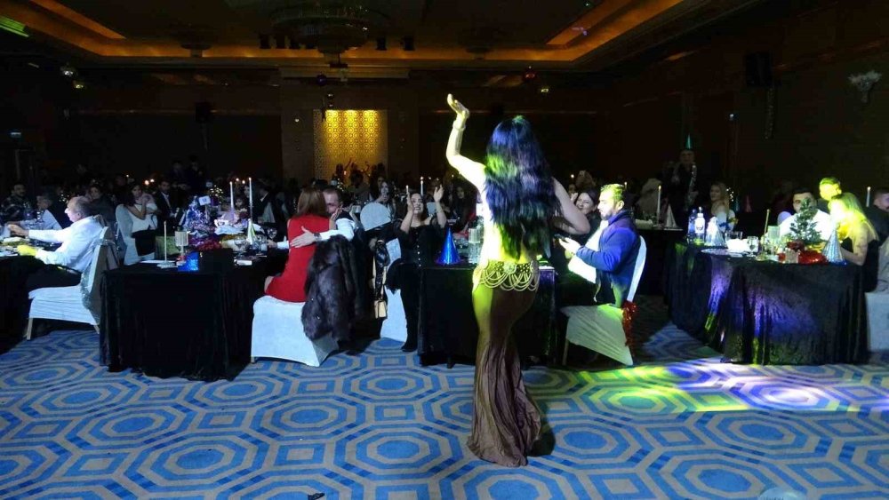 Van’da yeni yıl kutlandı