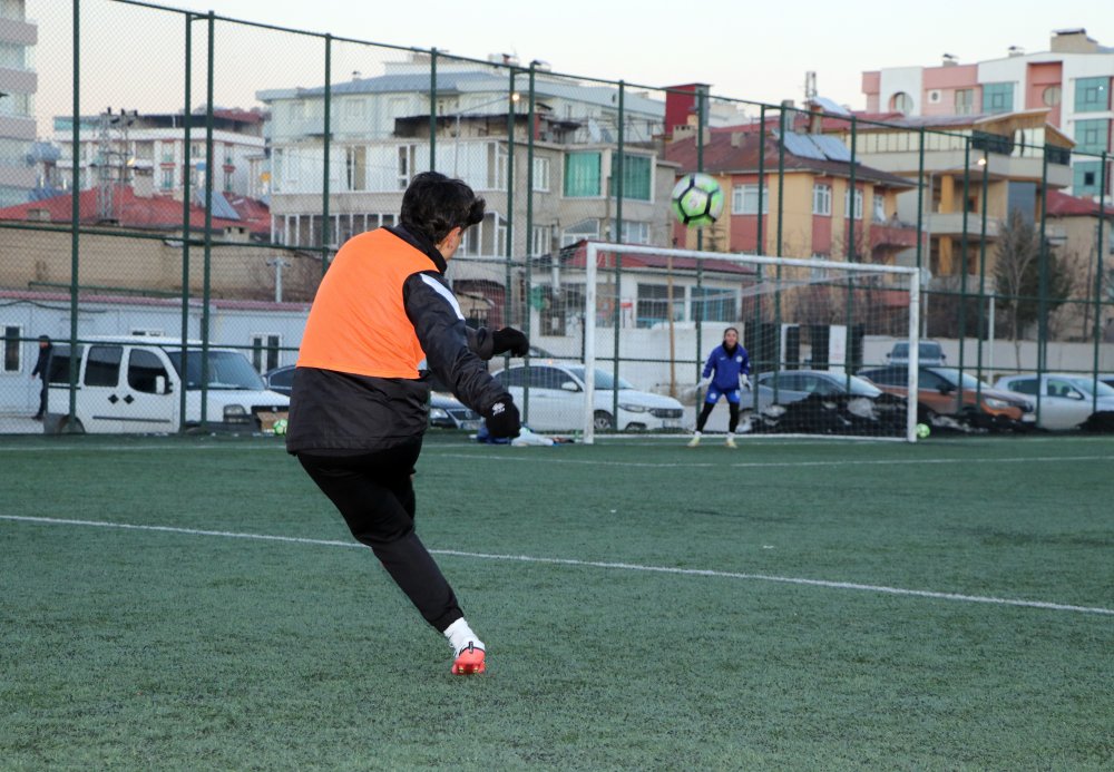 Vangücü Kadın Futbol Takımı grubunda namağlup lider