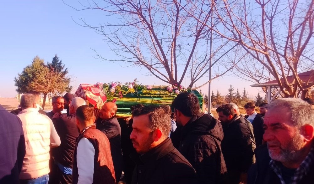 İstanbul’da cesedi otomobil bagajında bulunan kadın Urfa’da defnedildi