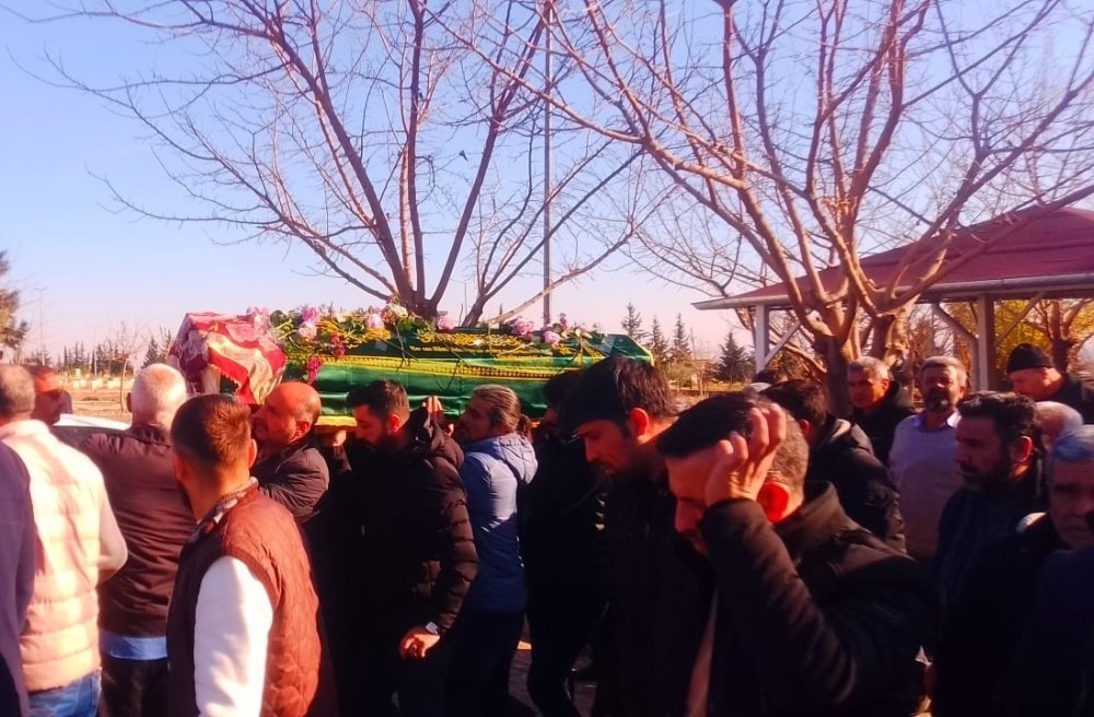 İstanbul’da cesedi otomobil bagajında bulunan kadın Urfa’da defnedildi