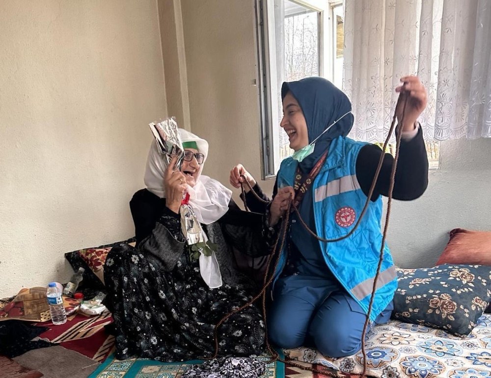 Hakkari Evde Sağlık Hizmetleri Birimi 17 bin ziyaret gerçekleştirdi