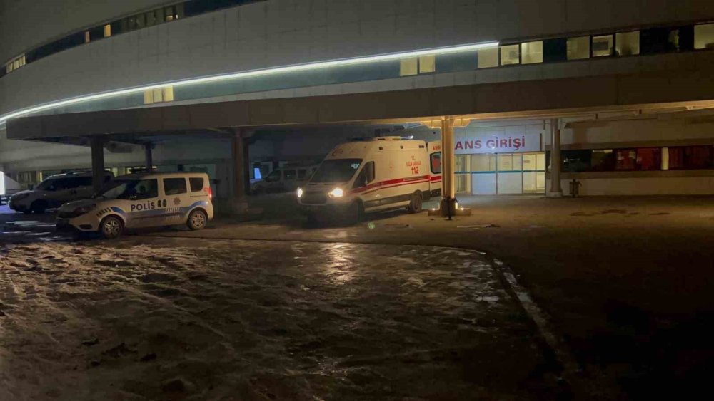 Erzurum’da bıçaklı kavga: 1 kişi yaralandı