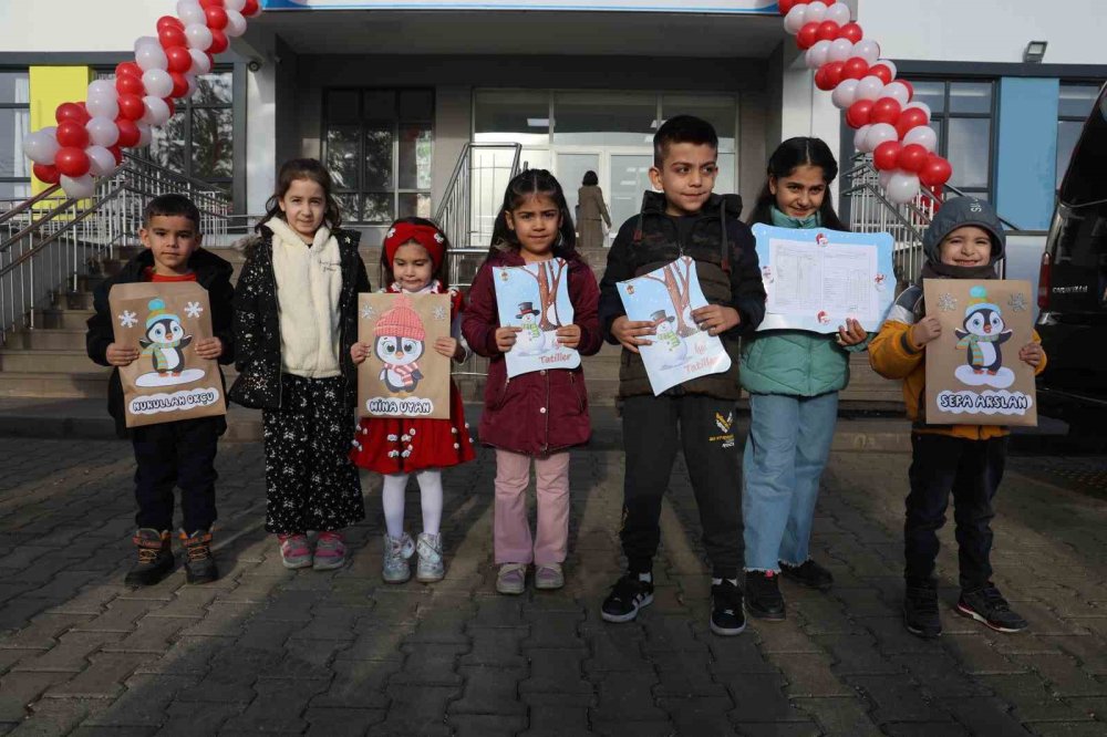 Elazığ’da 120 bin öğrenci karnesini aldı