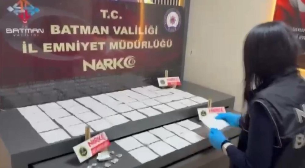 Uyuşturucu tacirlerinden akıl almaz yöntem: 9 kişi tutuklandı