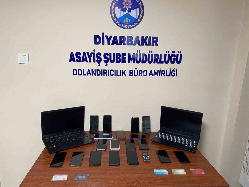 Sahte internet sitesi ile araç kiralama hizmeti veren şebeke çökertildi: 15 kişi tutuklandı