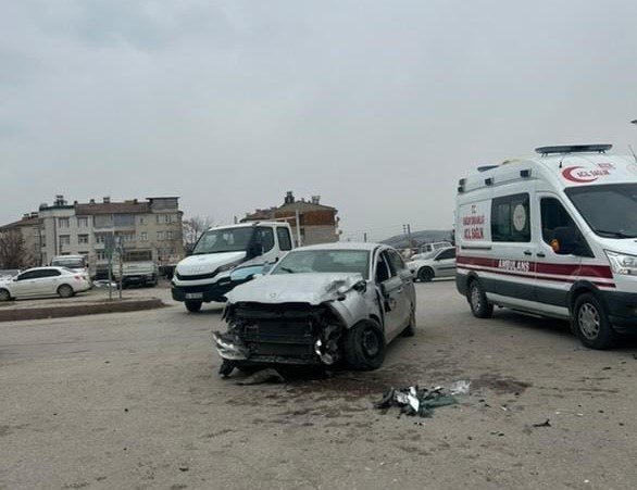 Elazığ’da trafik kazası: 1 kişi yaralandı