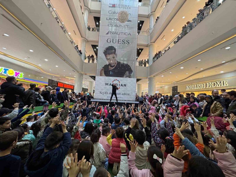 Mardian Mall’da sömestir coşkusu ve şirinler etkinliği sahneledi