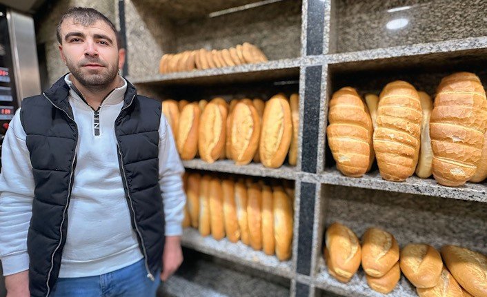 Yüksekovalı esnaf günlük 200 ekmeği ücretsiz dağıtıyor