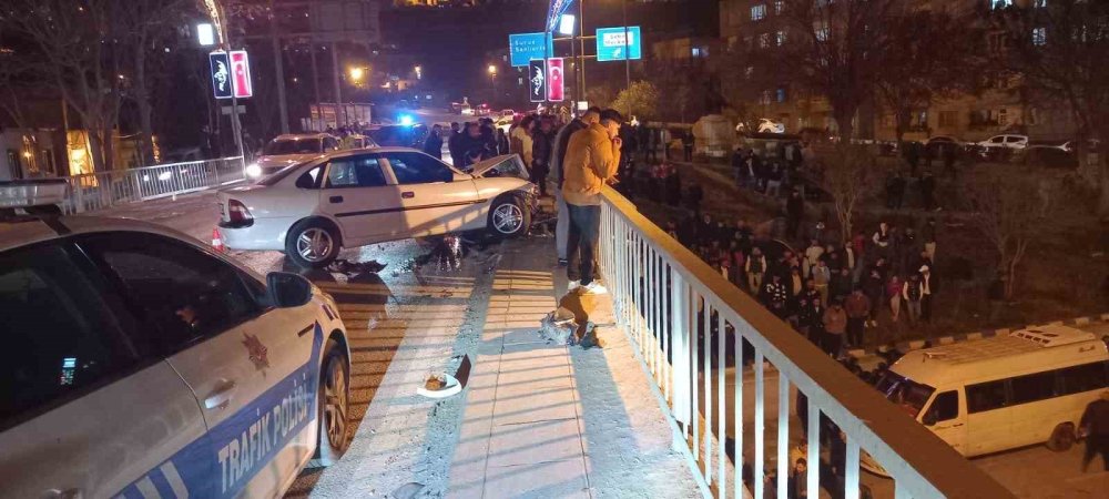 Urfa'da freni boşalan kamyon dehşet saçtı: Ölü ve yaralılar var