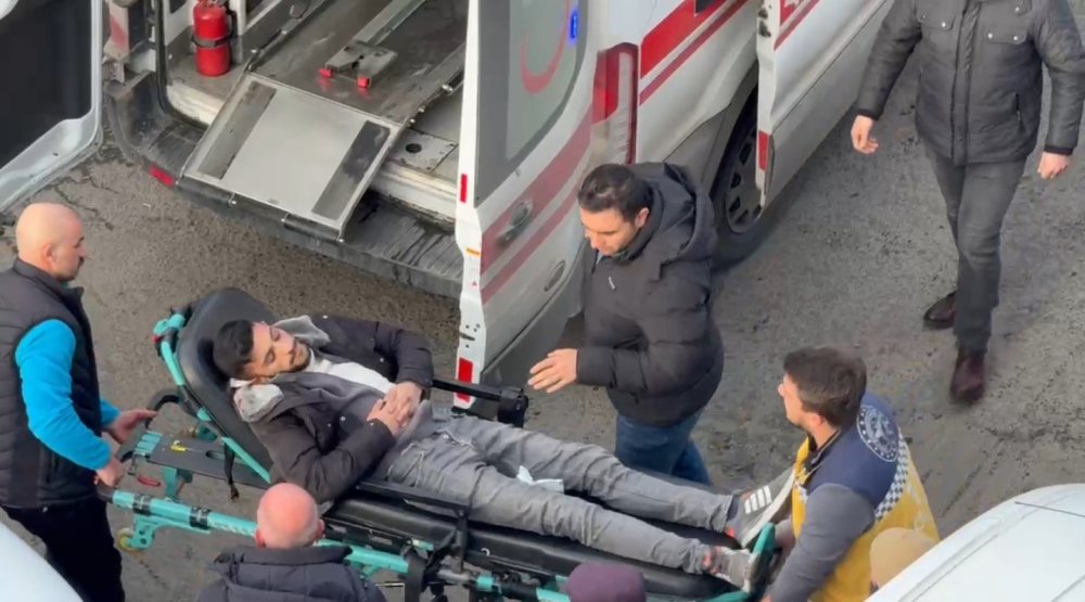 Kars’ta bıçaklı kavga: 1 kişi yaralandı