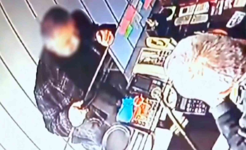 Piyasaya sahte altın sürmeye çalışan kişi yakalandı