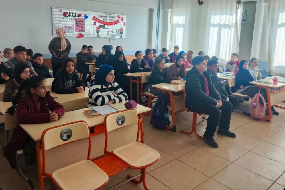 Doğubayazıt’ta vergi eğitimi semineri verildi