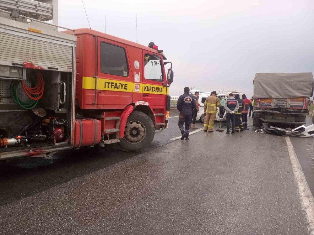 Mardin’de kamyon ile kamyonet çarpıştı: 1 kişi öldü