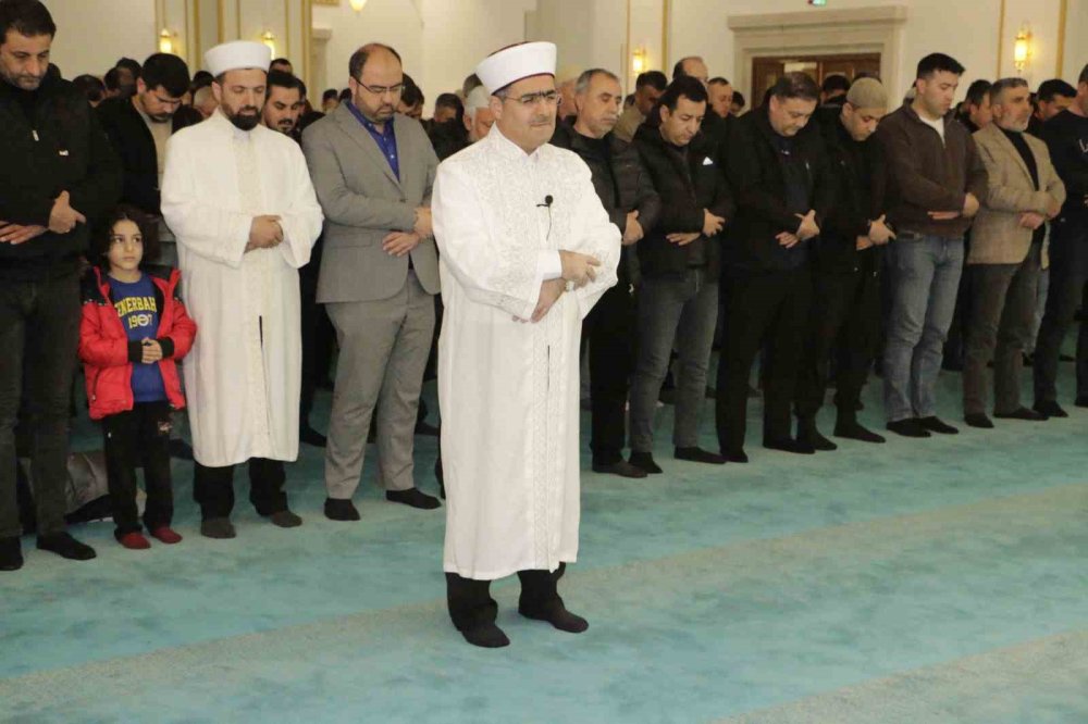 Diyarbakır’da Berat Kandili idrak edildi