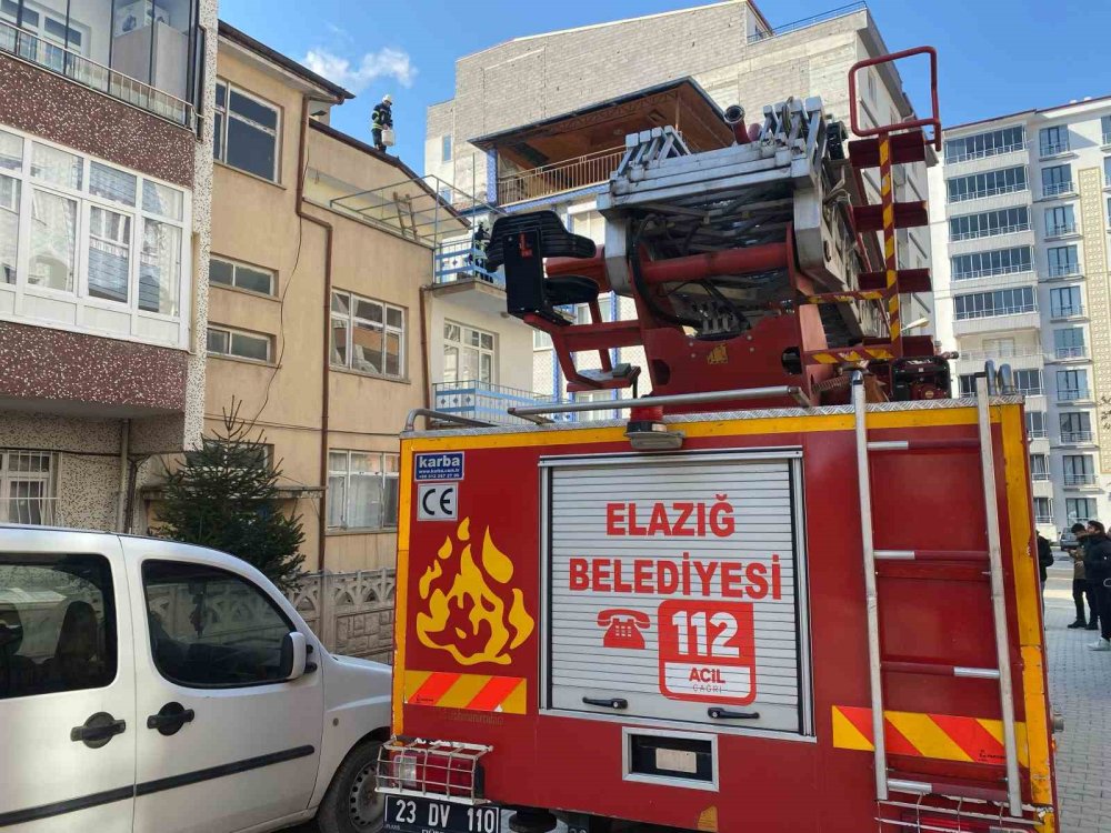 Elazığ’da baca yangını korkuttu