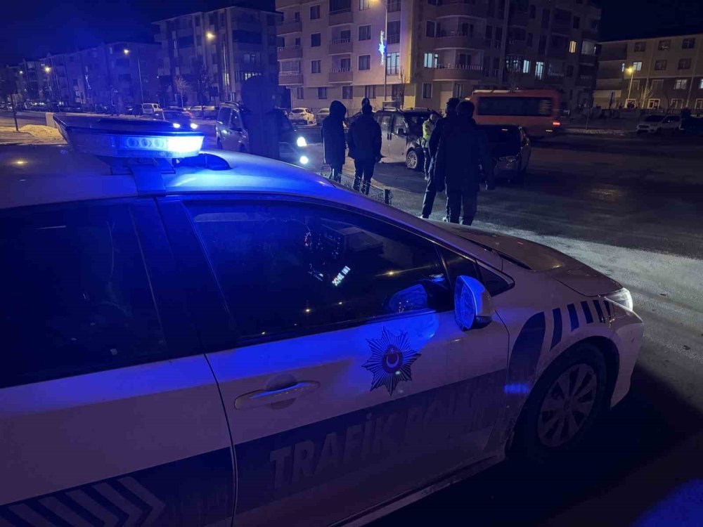 Erzurum’da trafik kazası: 4 kişi yaralandı