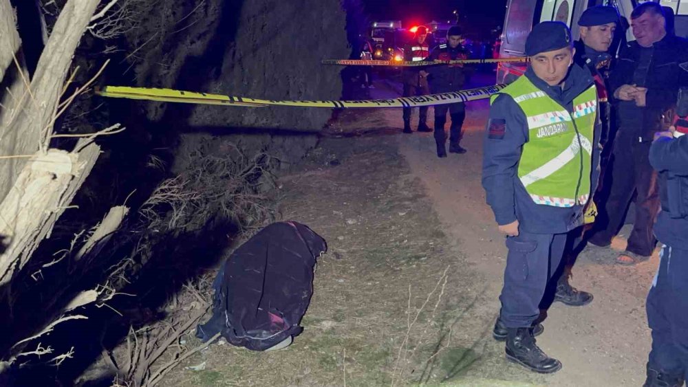 Adıyaman’da otomobil yayaya çarptı; 1 ölü, 2 yaralı