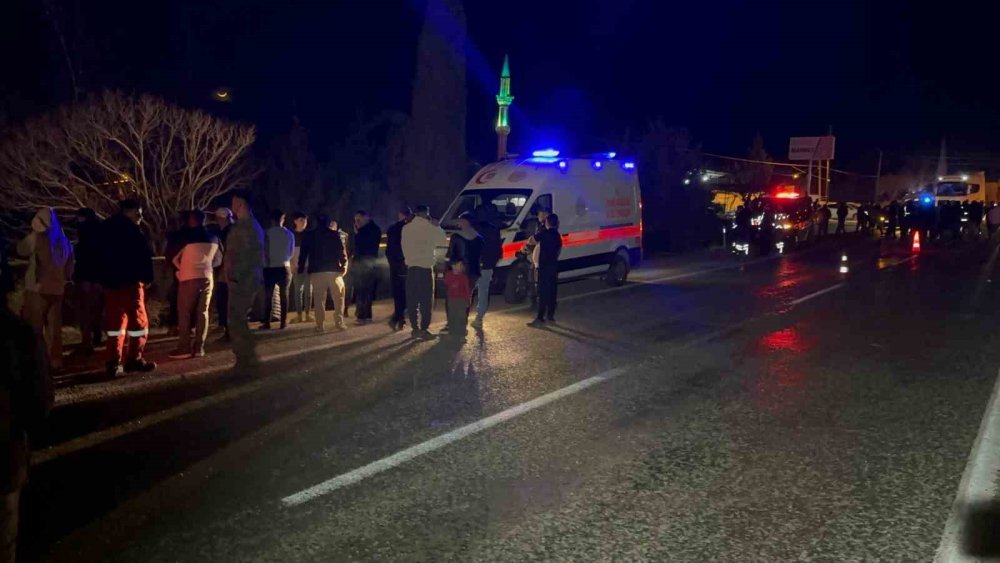 Adıyaman’da otomobil yayaya çarptı; 1 ölü, 2 yaralı