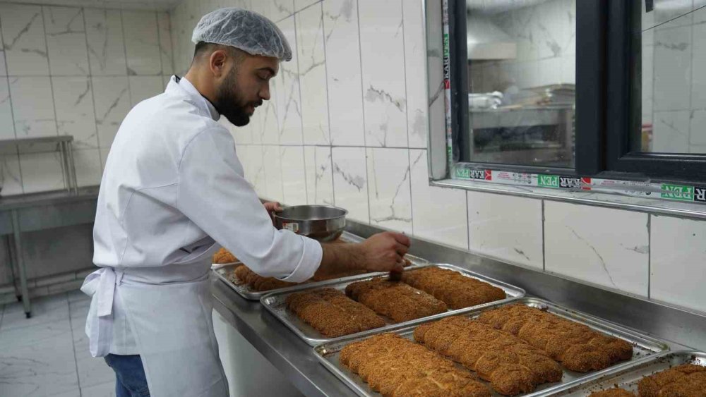 Antep’te Halep kahkesi mesaisi başladı