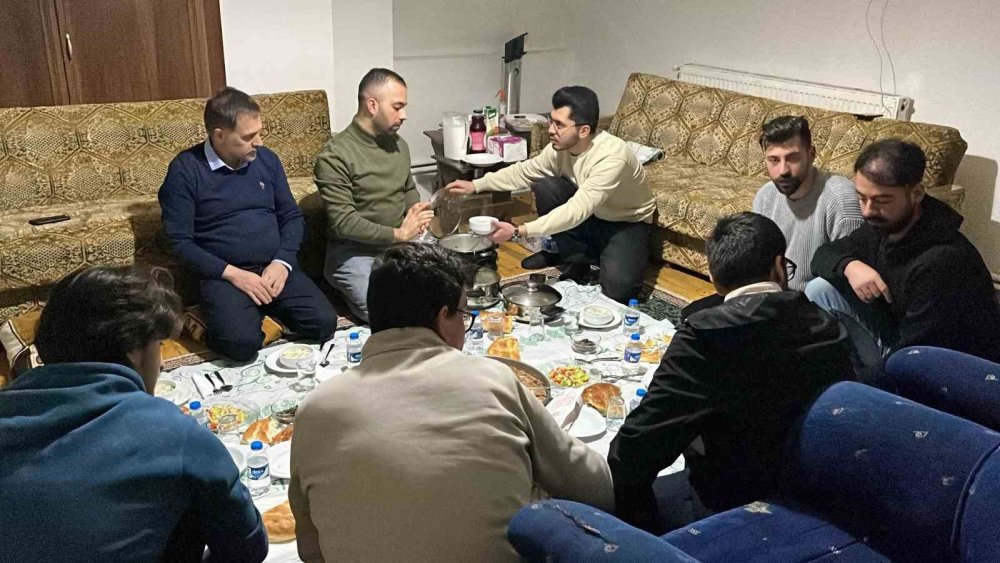 Yakutiye Belediye Başkanı Uçar, Ramazan’da geleneği bozmadı